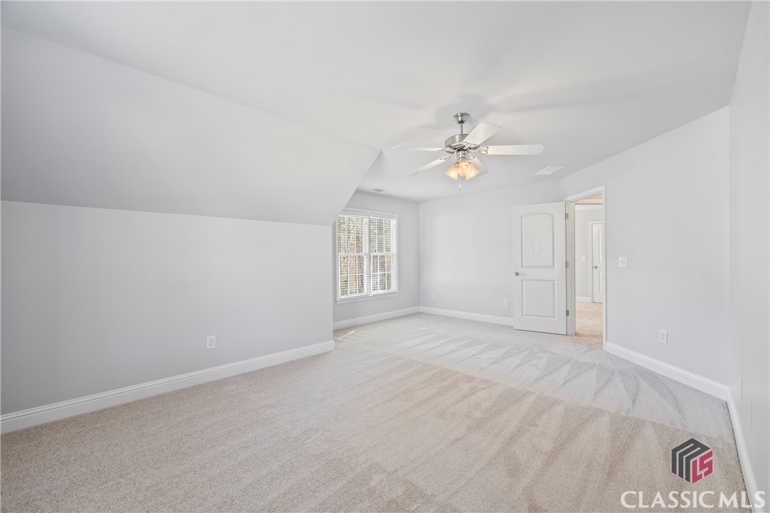 1071 Ridgeview Lane