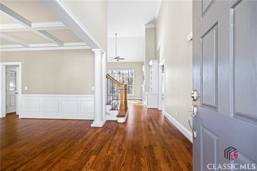1071 Ridgeview Lane
