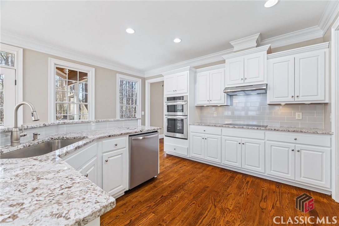 1071 Ridgeview Lane