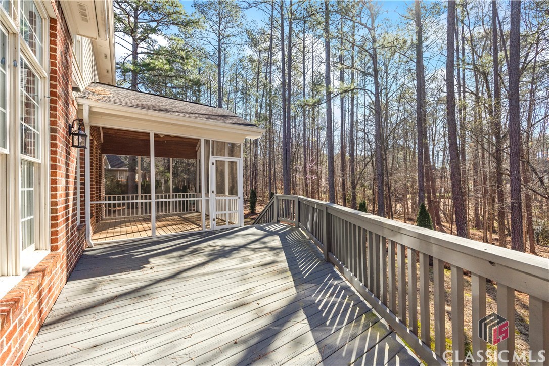 1071 Ridgeview Lane