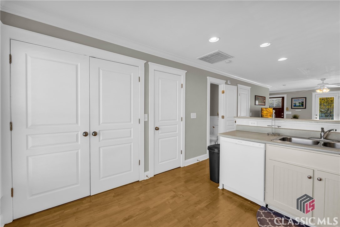 490 Barnett Shoals Road 254