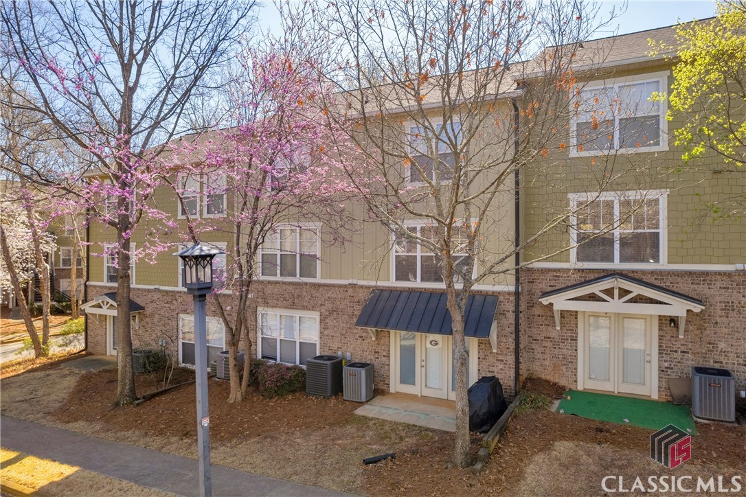 490 Barnett Shoals Road 254