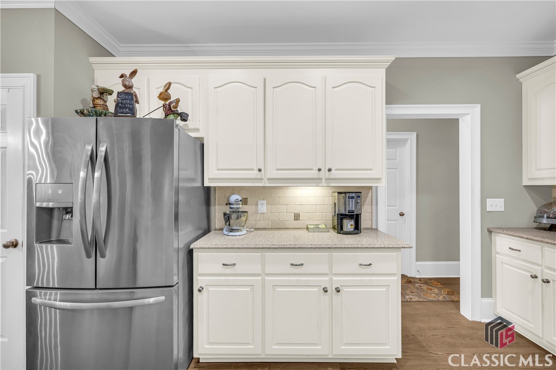 1141 Crabapple Circle