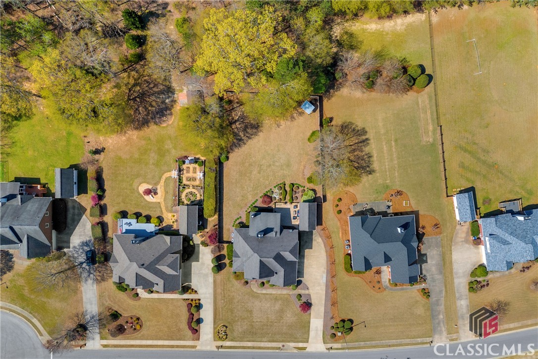 1141 Crabapple Circle