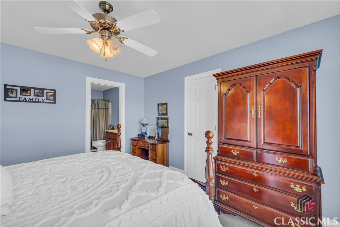 1141 Crabapple Circle