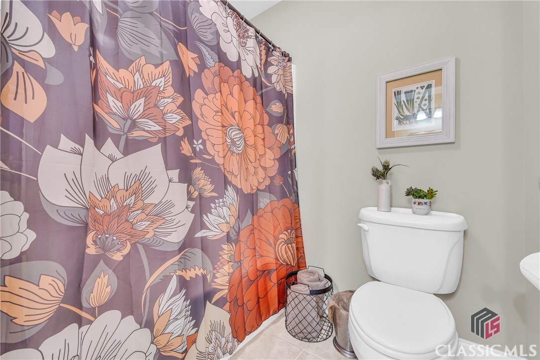 1141 Crabapple Circle