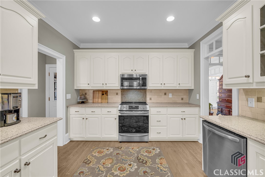 1141 Crabapple Circle