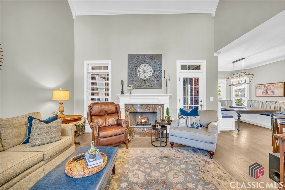 1141 Crabapple Circle