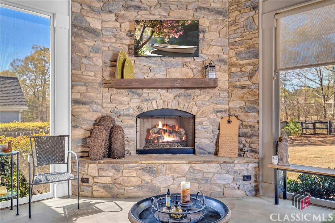 1141 Crabapple Circle