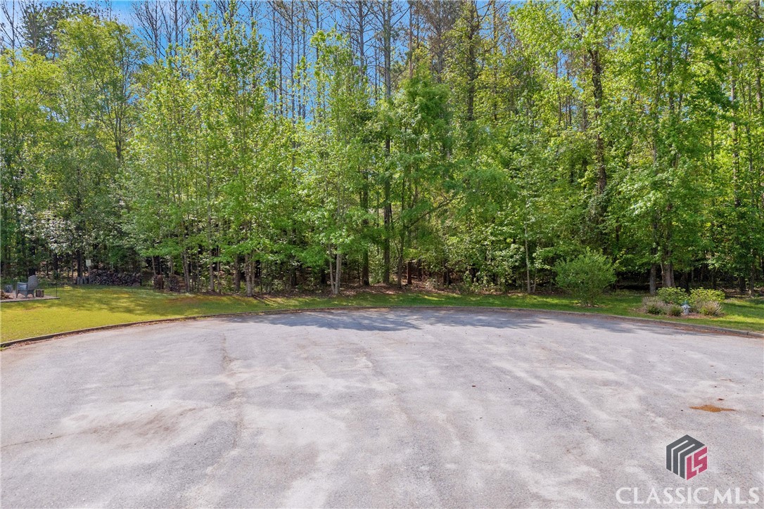 215 Little Cove Court