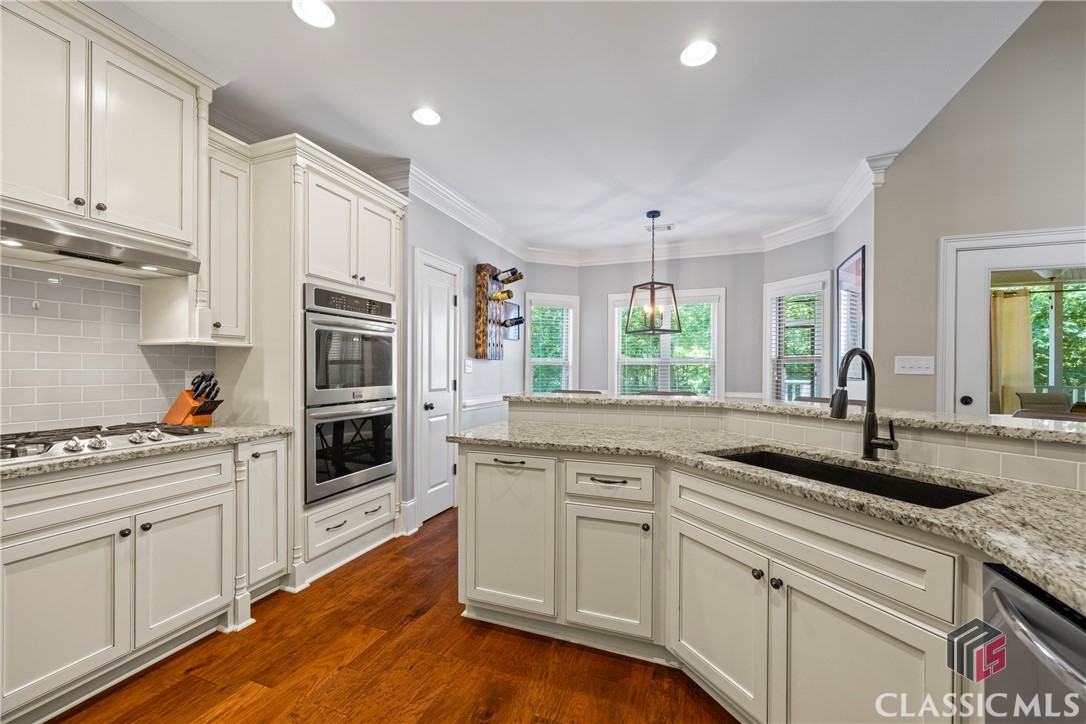 1561 Turtle Pond Drive