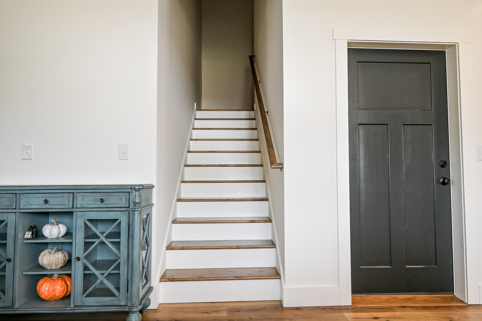 129 SE Trewhitt Drive Se Drive