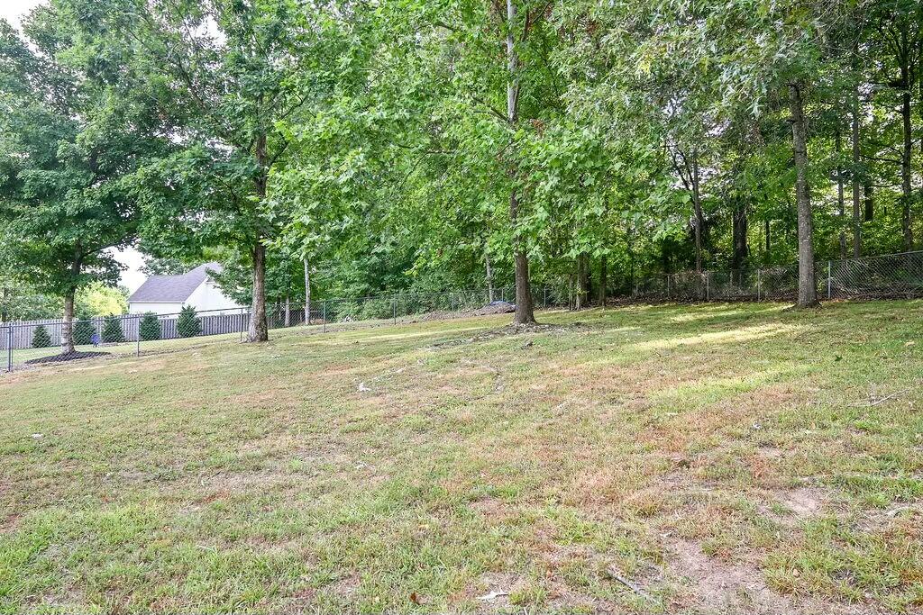 212 Ashlin Woods Drive NE