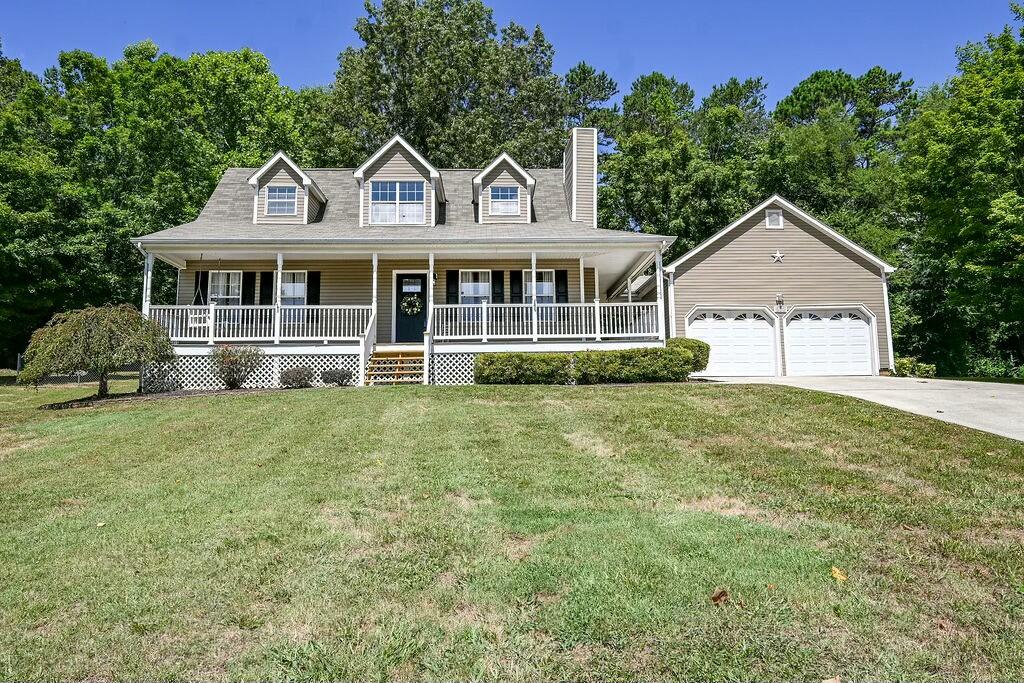 212 Ashlin Woods Drive NE