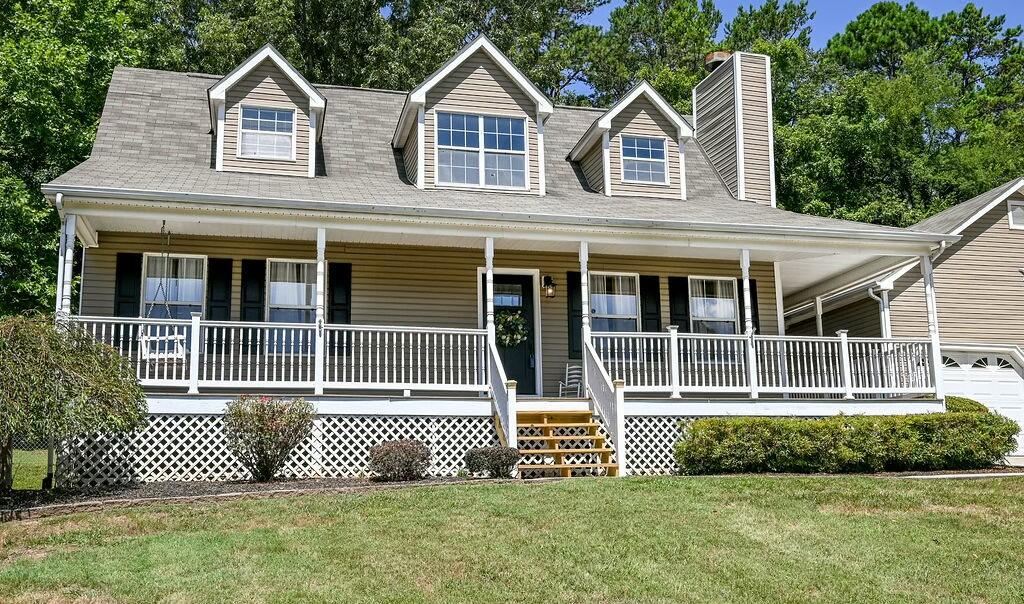 212 Ashlin Woods Drive NE
