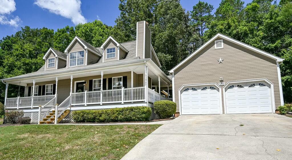 212 Ashlin Woods Drive NE