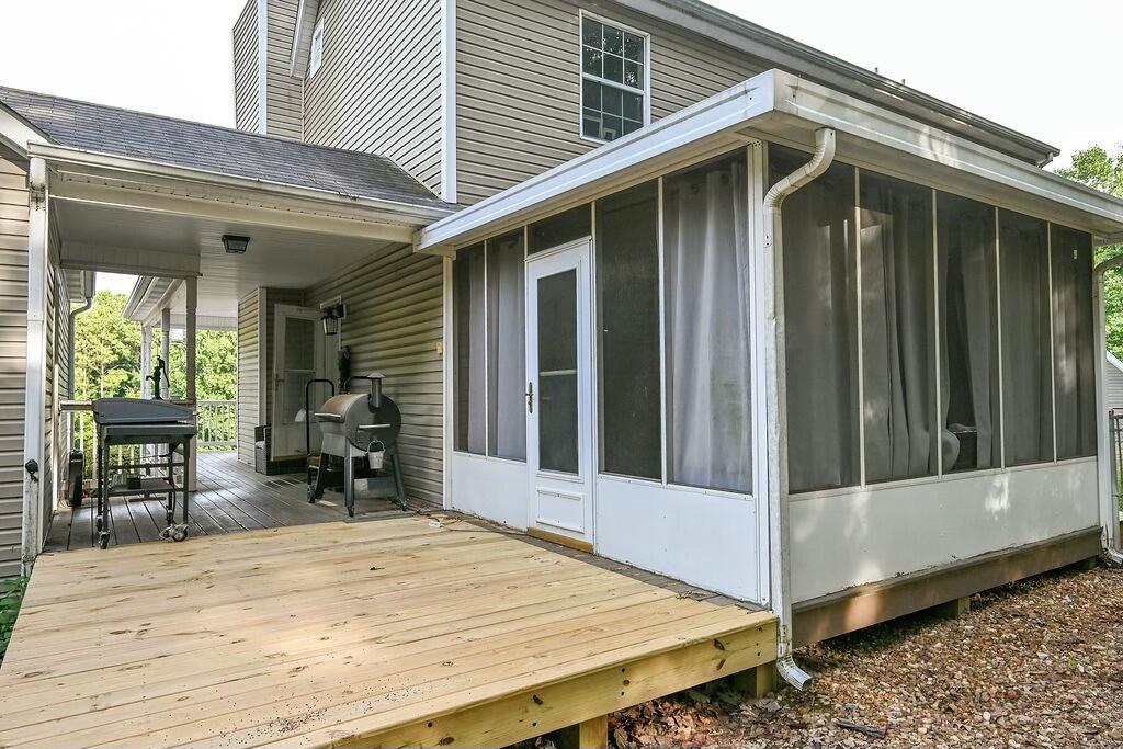 212 Ashlin Woods Drive NE