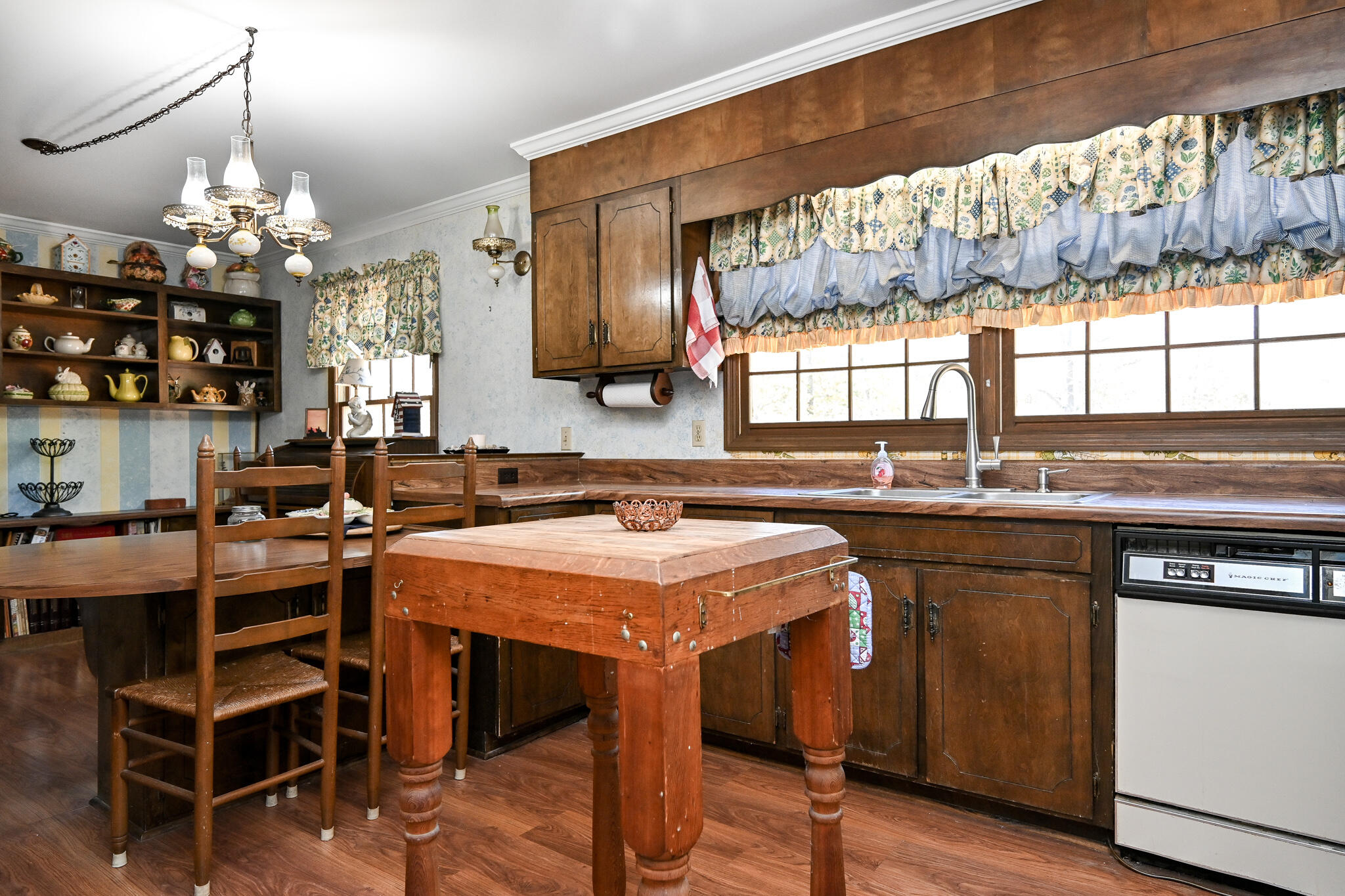 4845 Wilson Drive NW