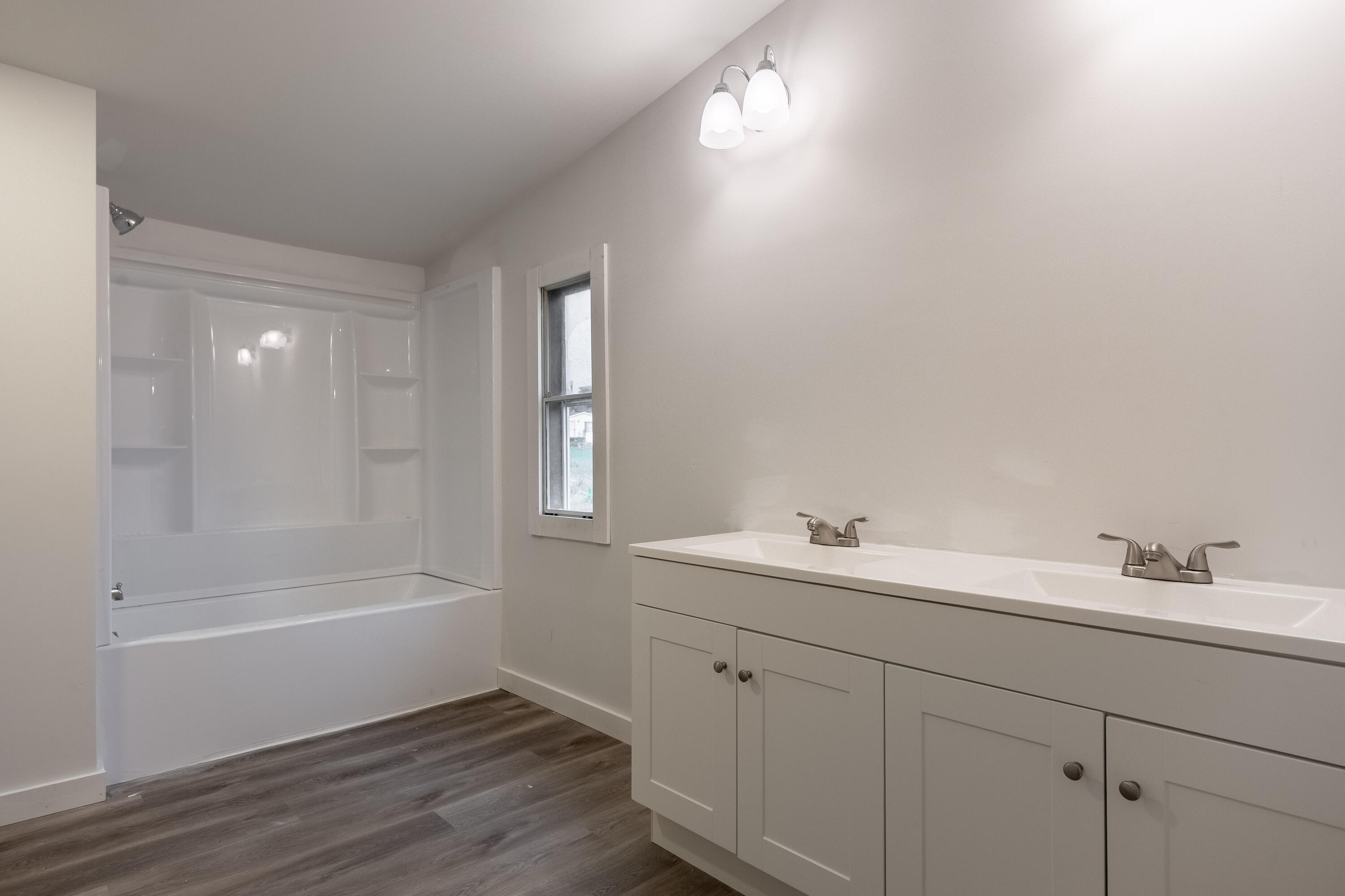 983 Mcclure Road SE