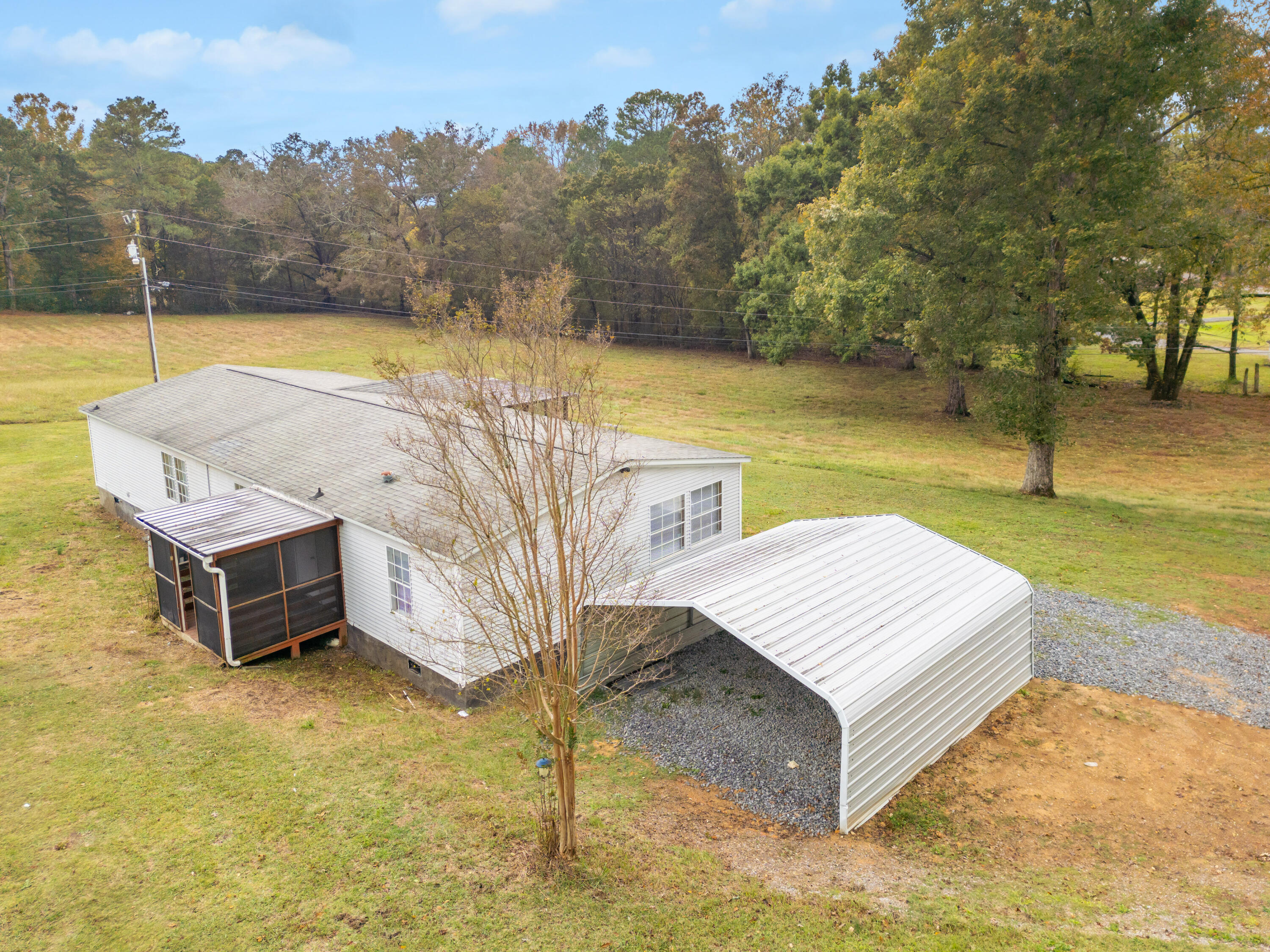983 Mcclure Road SE