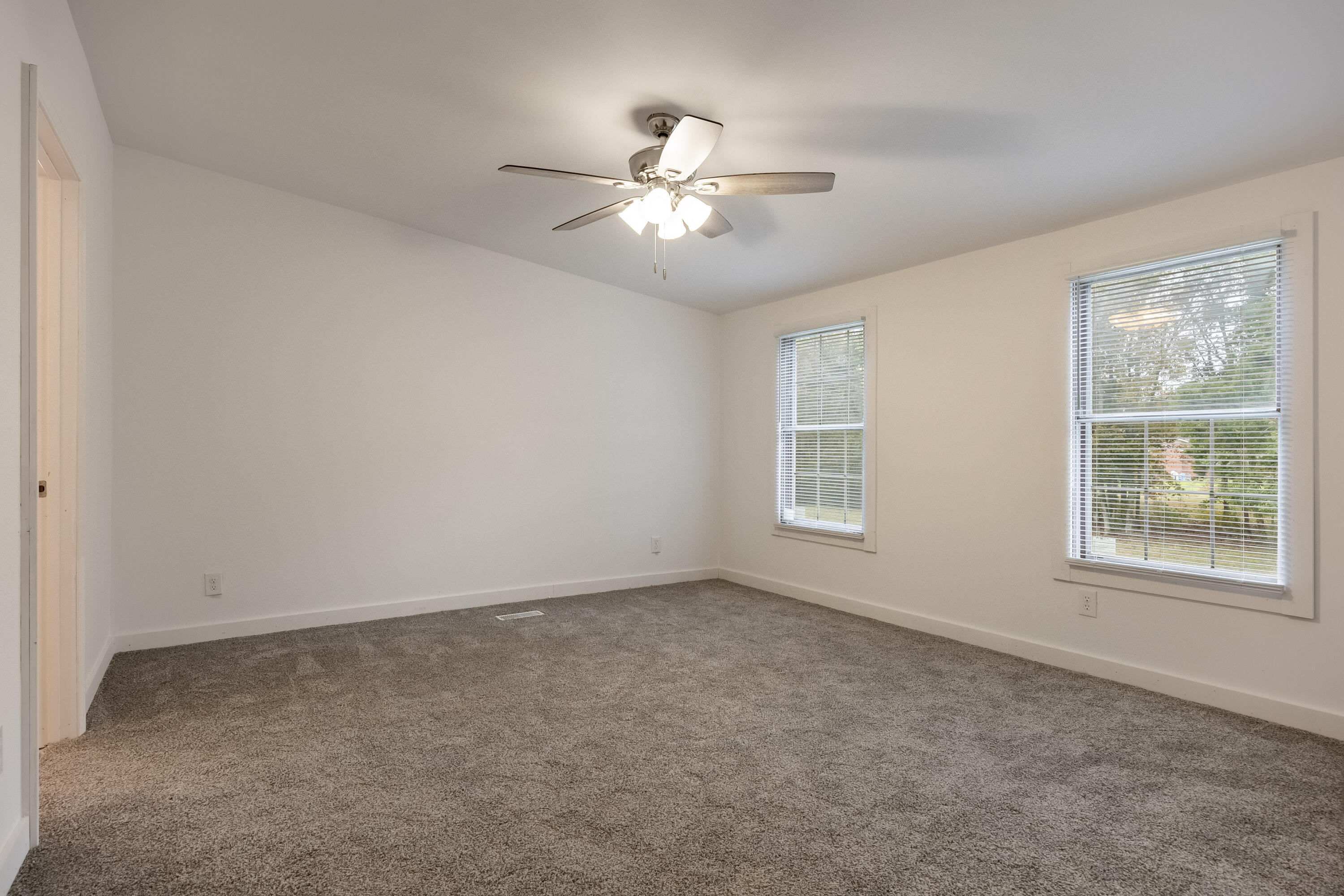 983 Mcclure Road SE