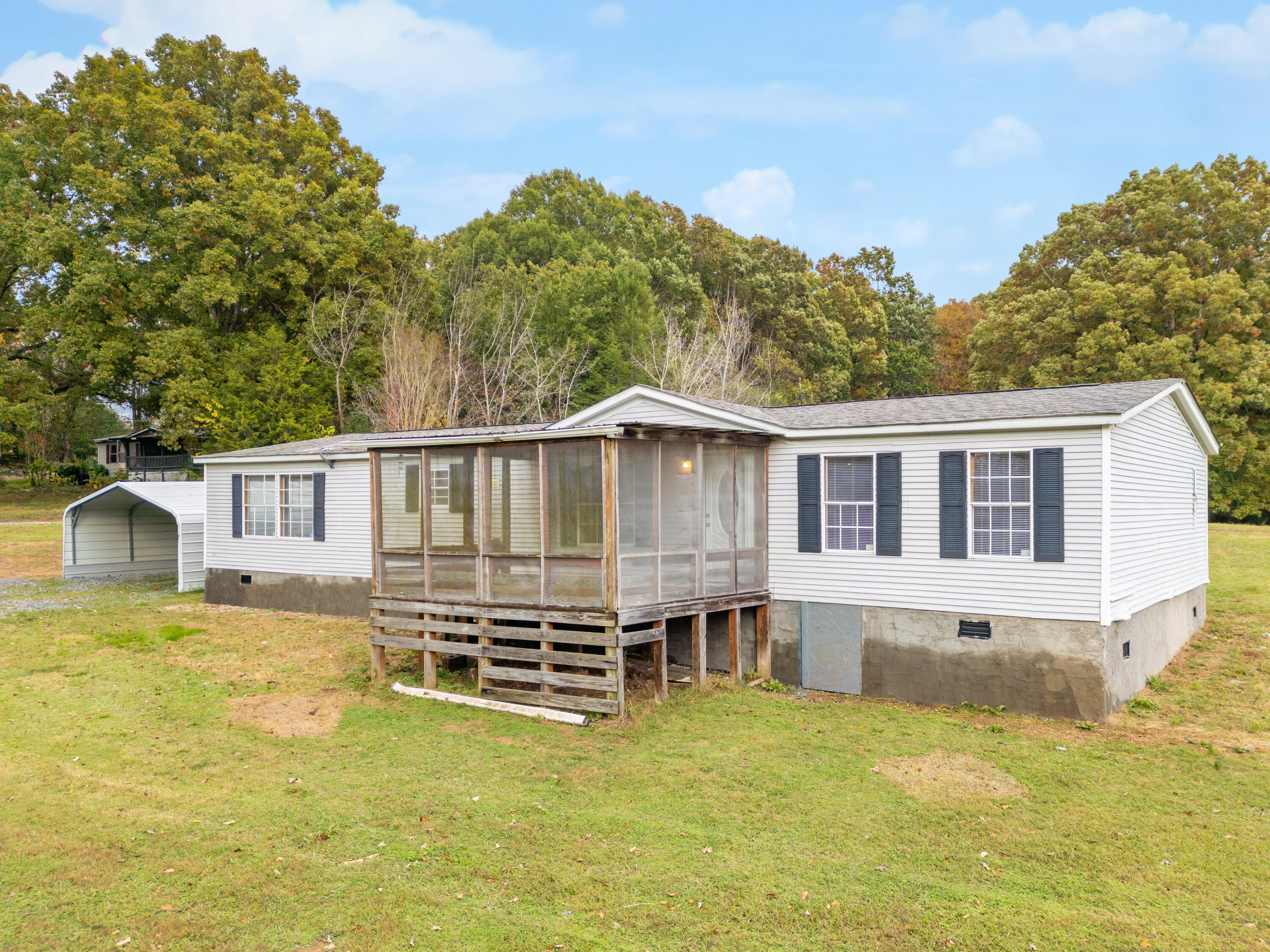 983 Mcclure Road SE