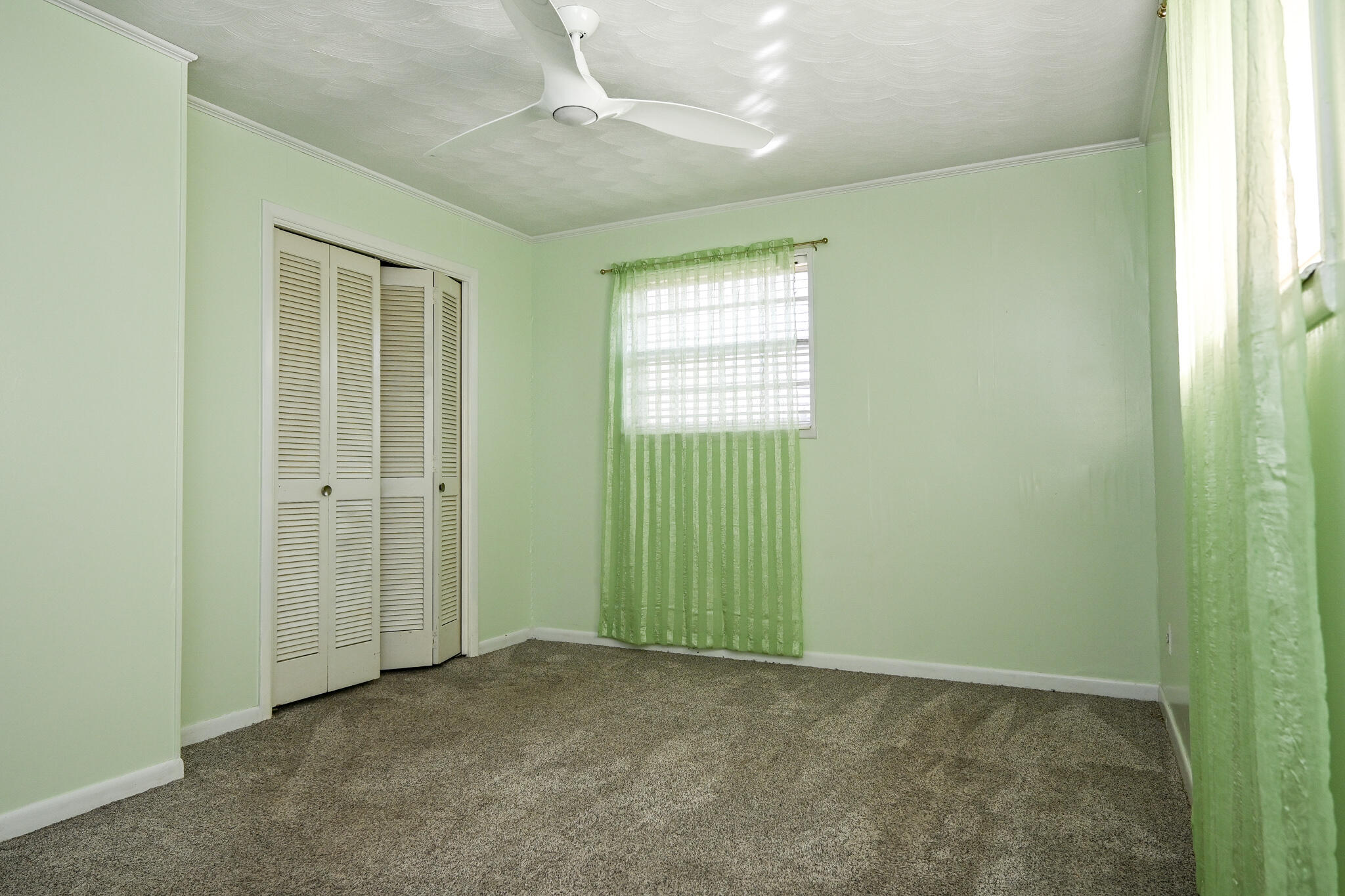 5714 Waterlevel Highway