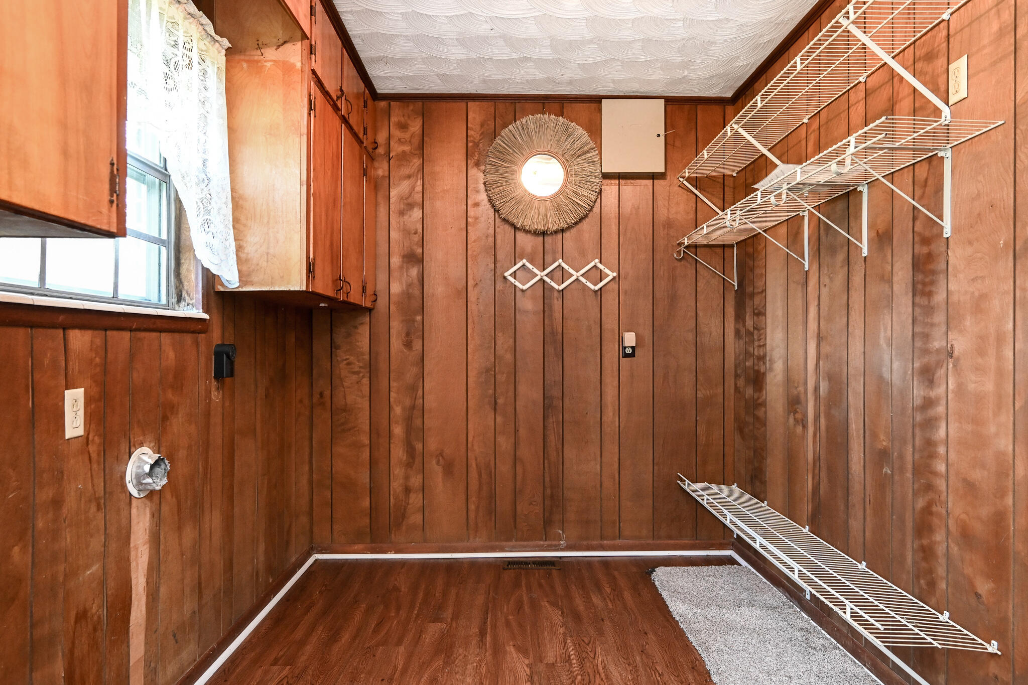 5714 Waterlevel Highway