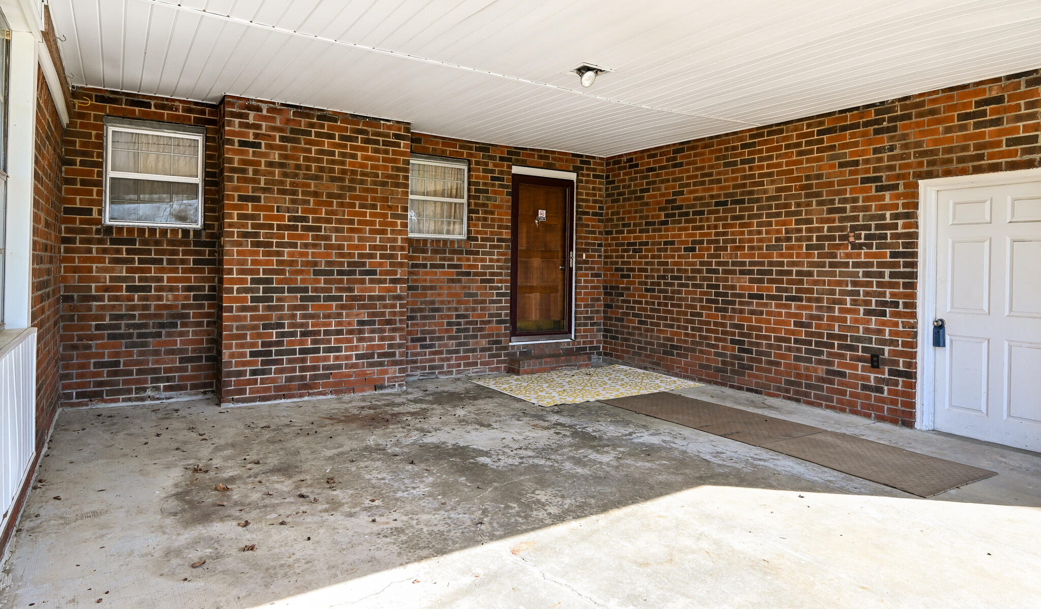 5714 Waterlevel Highway