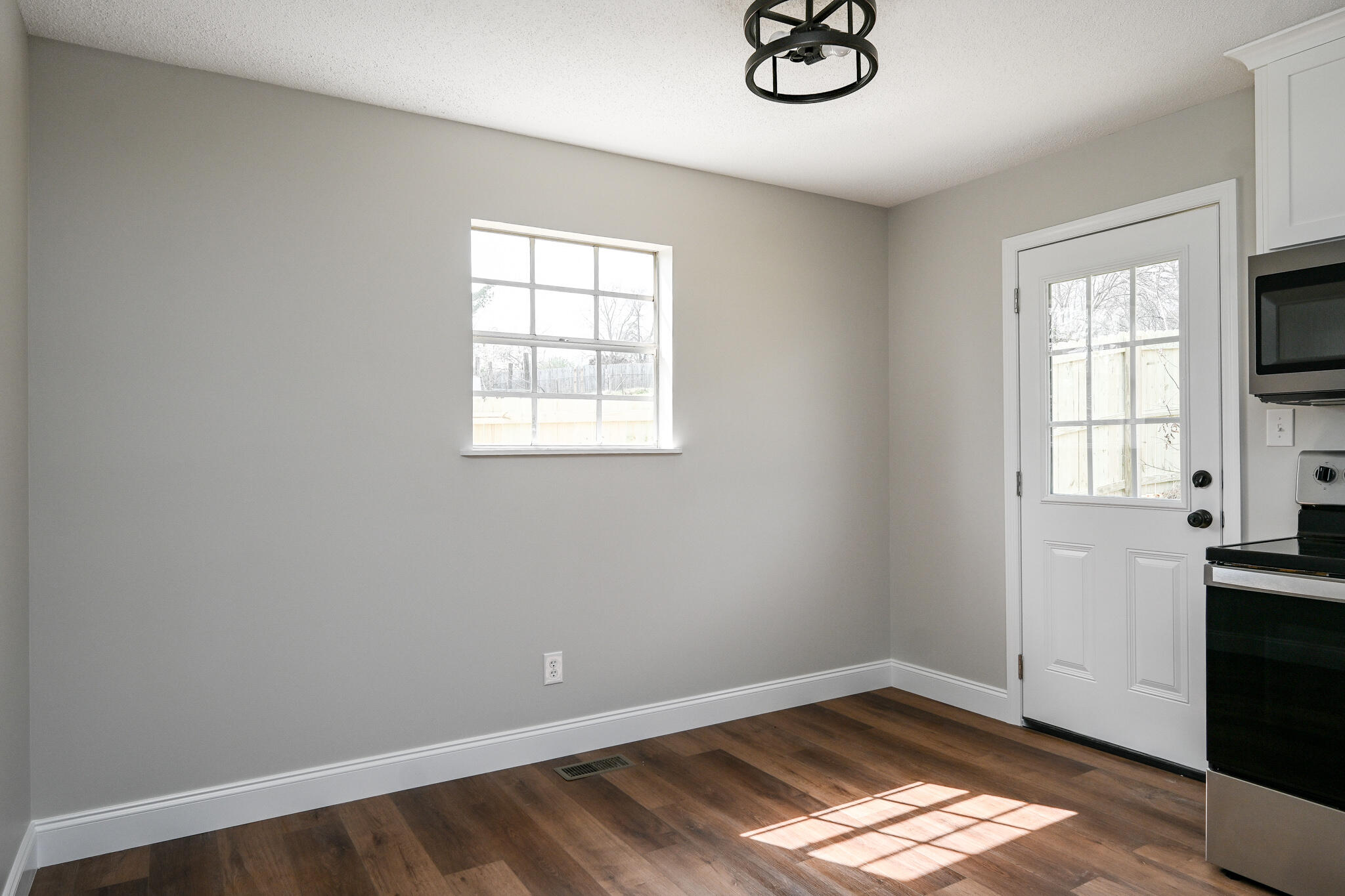 2089 Charlotte Drive NE