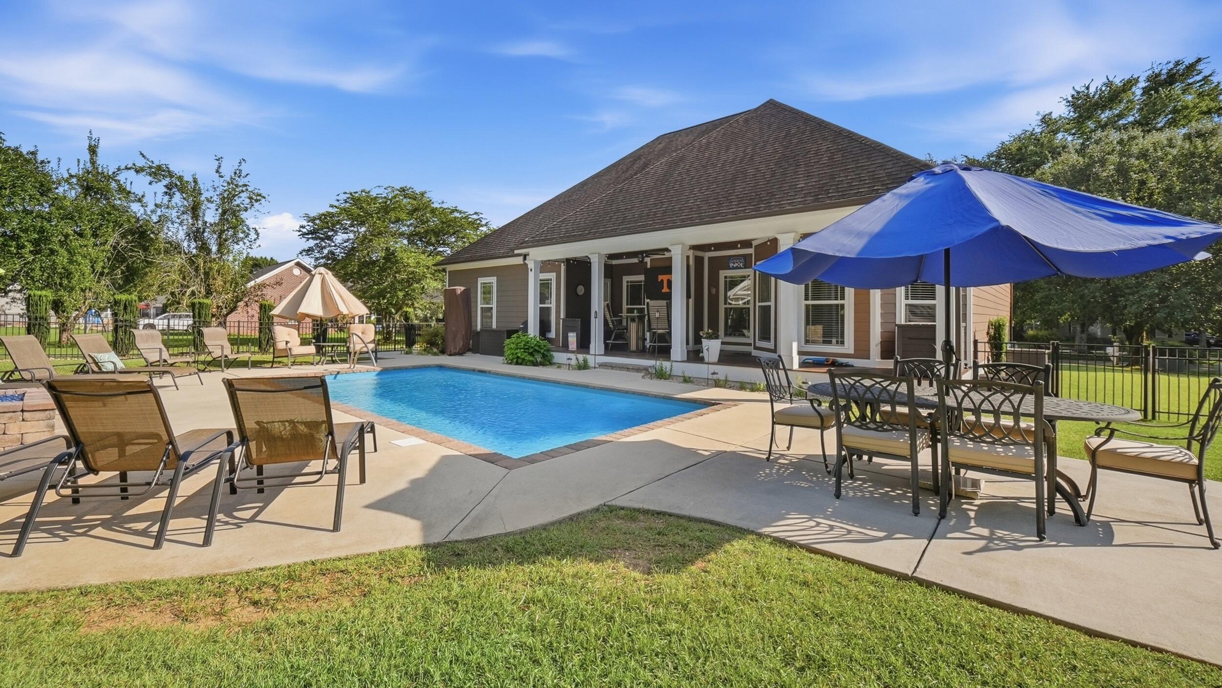 123 Cottonwood Bend NW