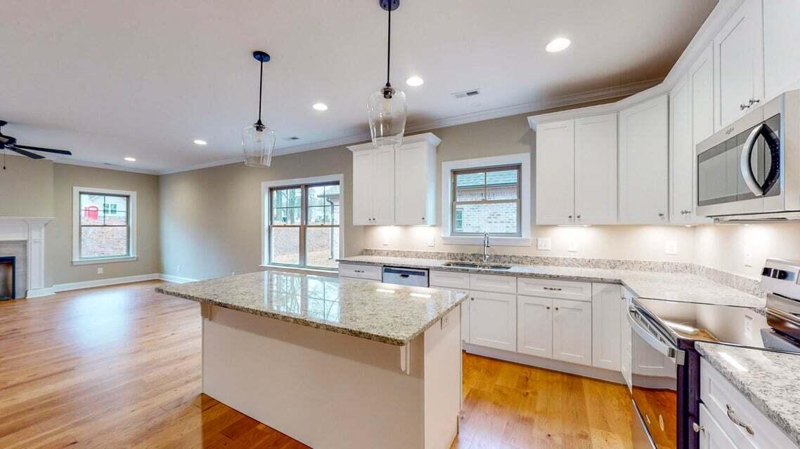 3001 Parkstone Pointe NW