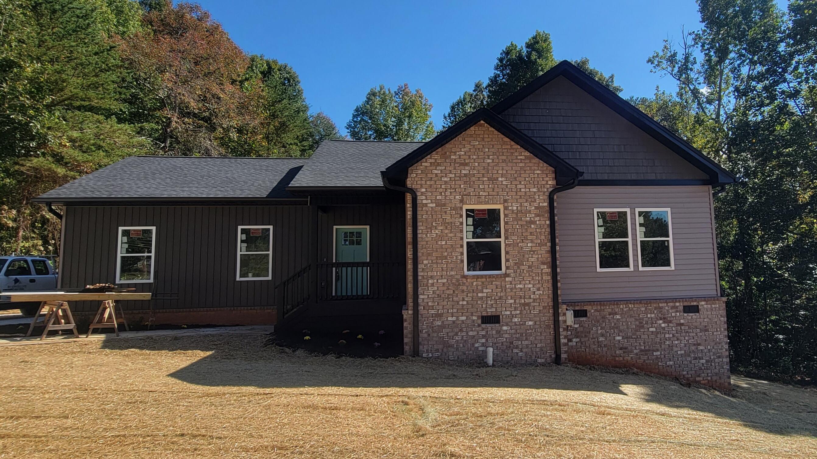 919 Brentwood Drive