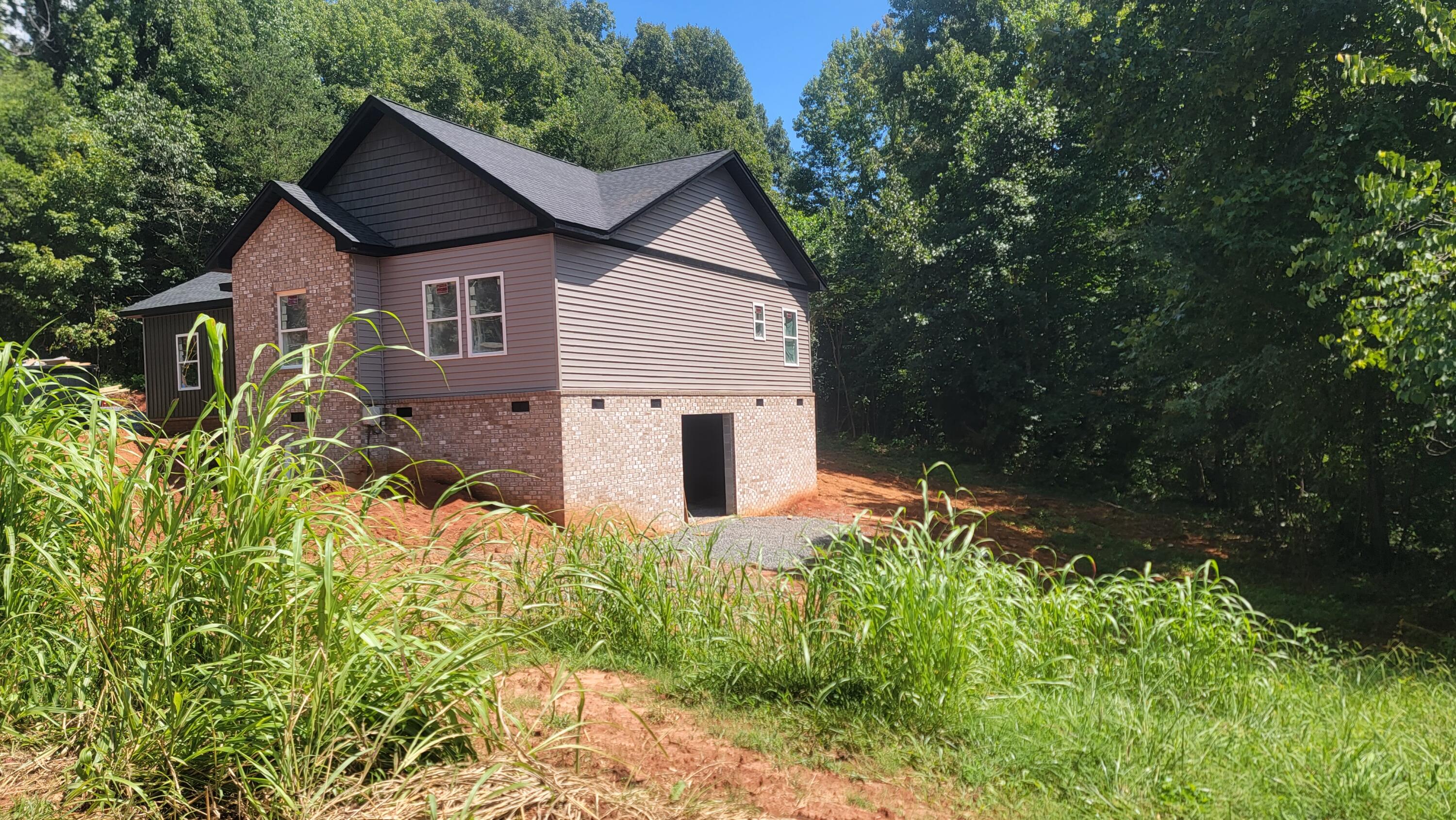 919 Brentwood Drive