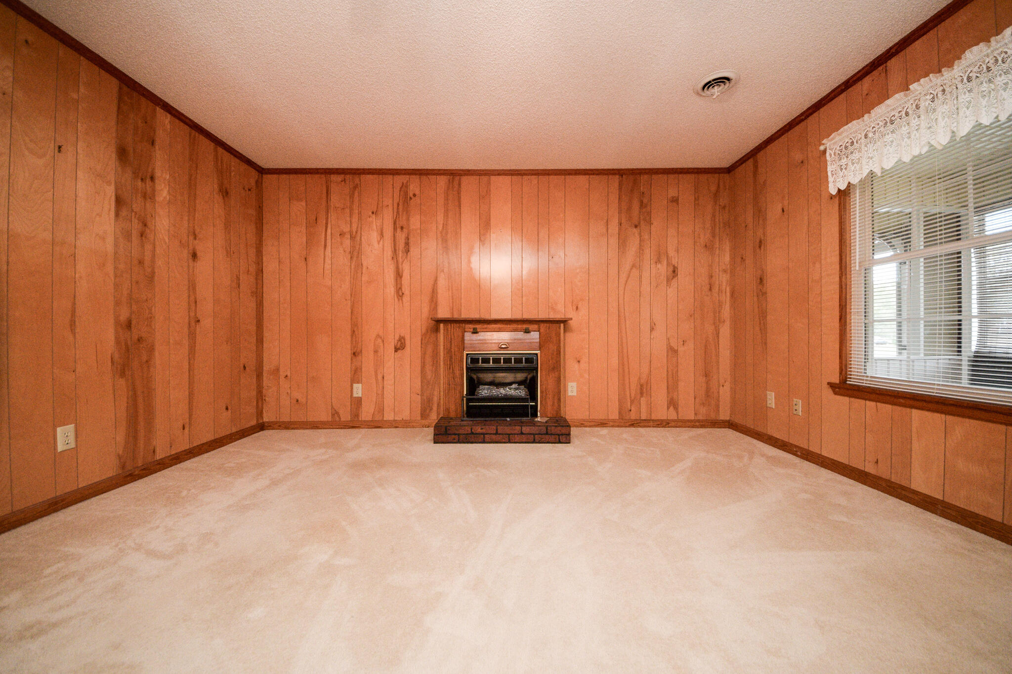 3535 Buchanan Road Road SE