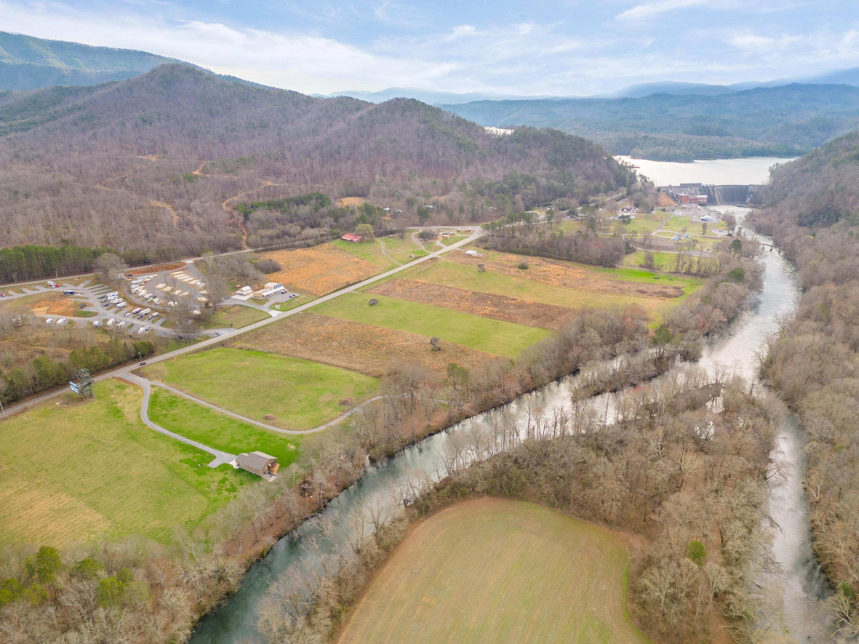 1832 Highway 64