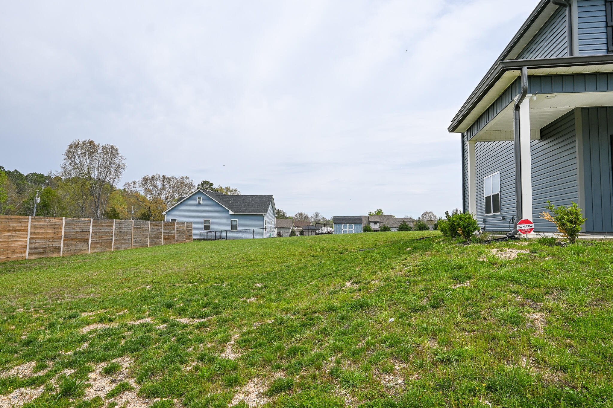 129 Trewhitt Drive SE