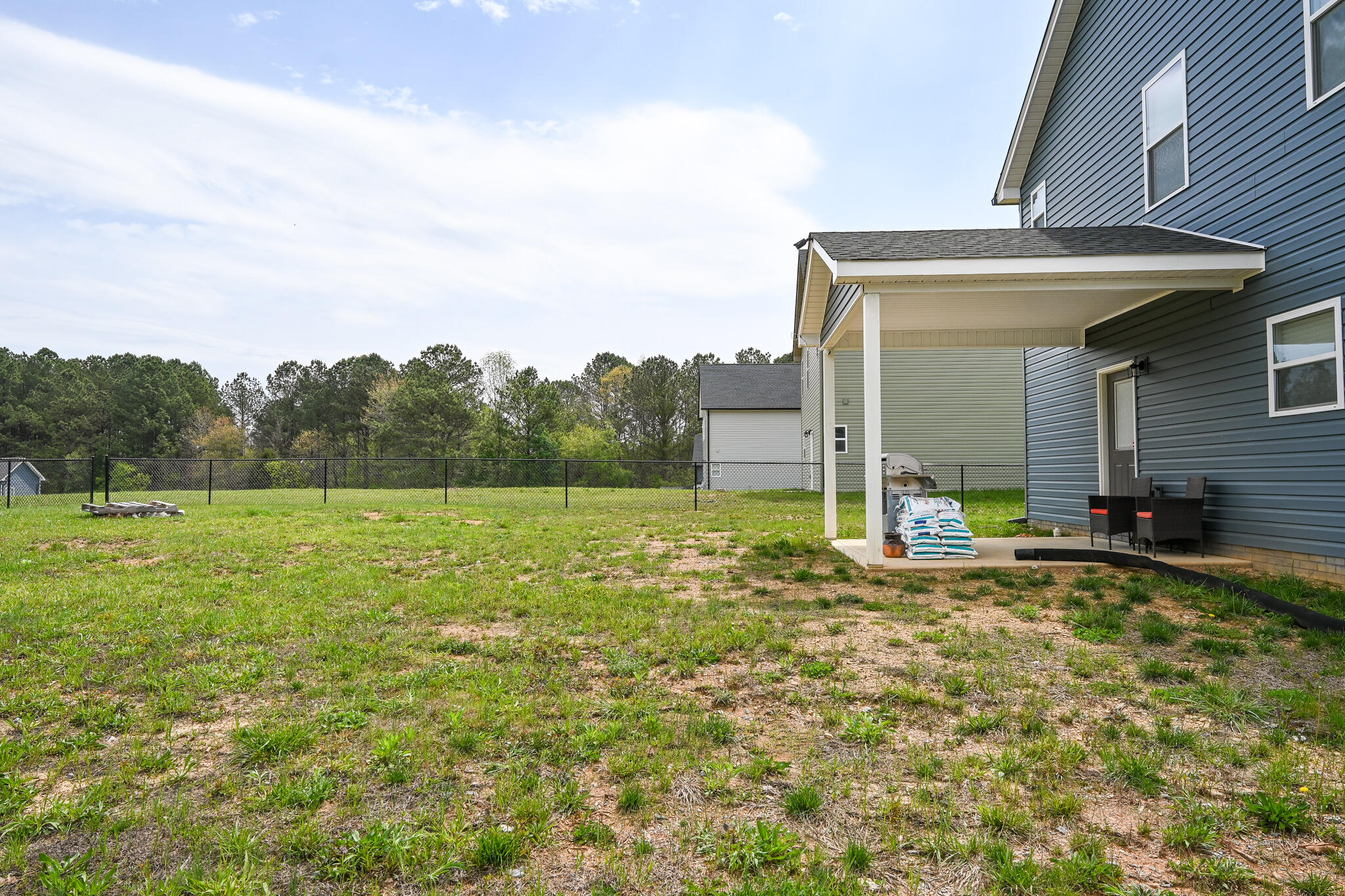 129 Trewhitt Drive SE