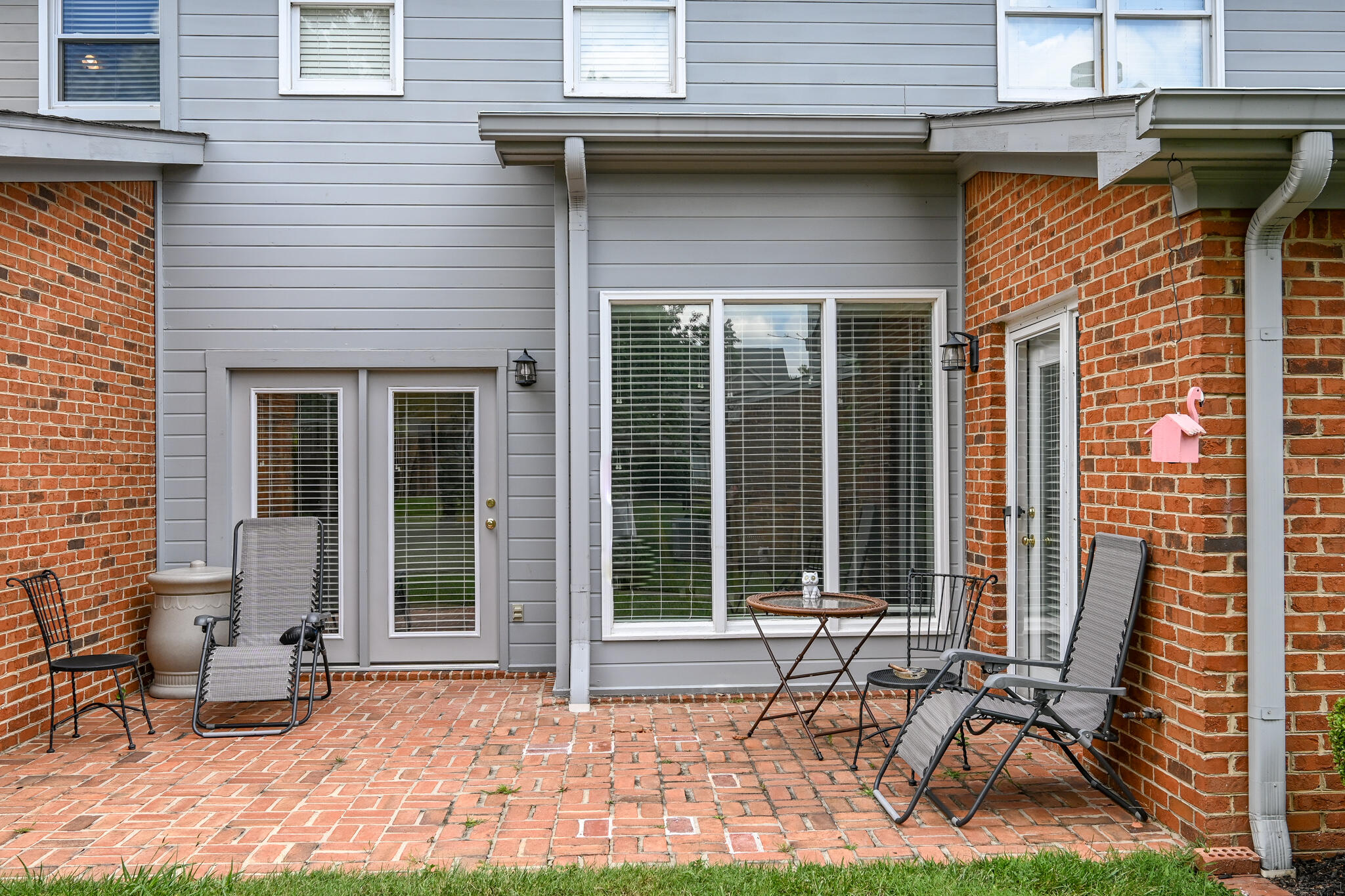 15 Acorn Lane NE