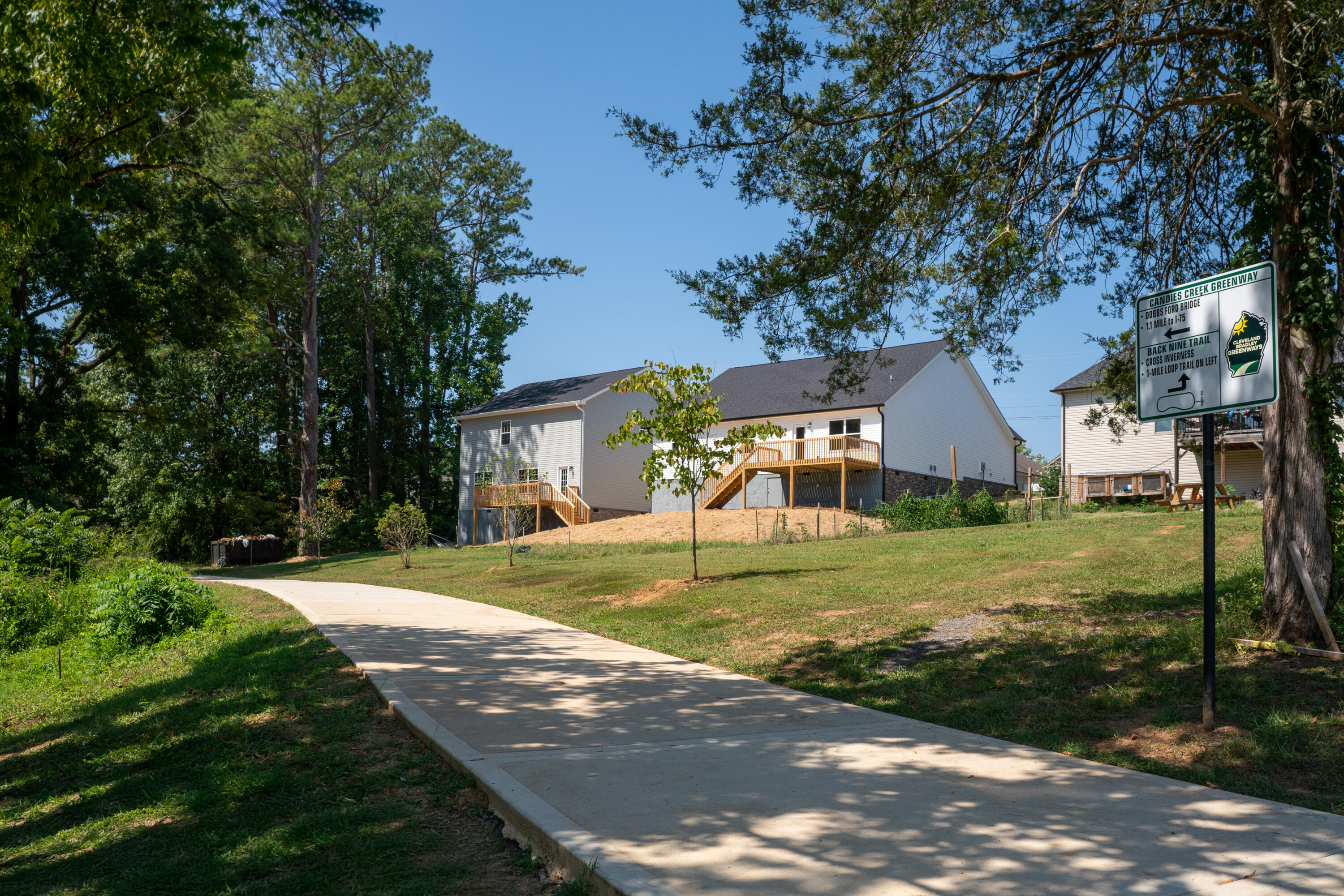 2504 Inverness Drive NW