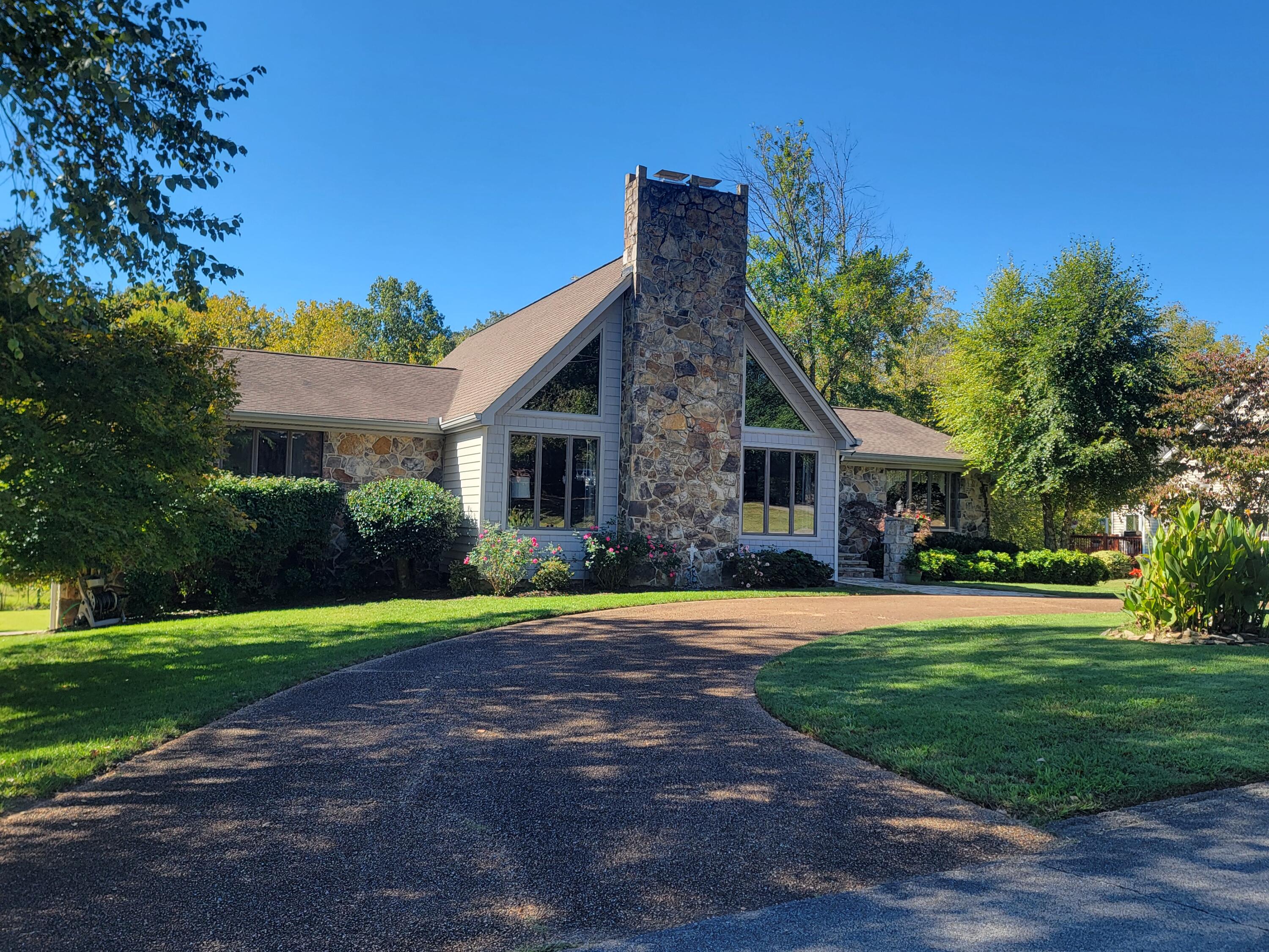 361 King Den Drive Drive