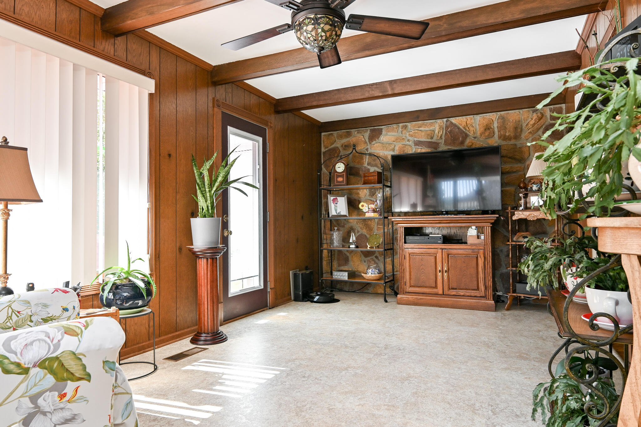 361 King Den Drive Drive
