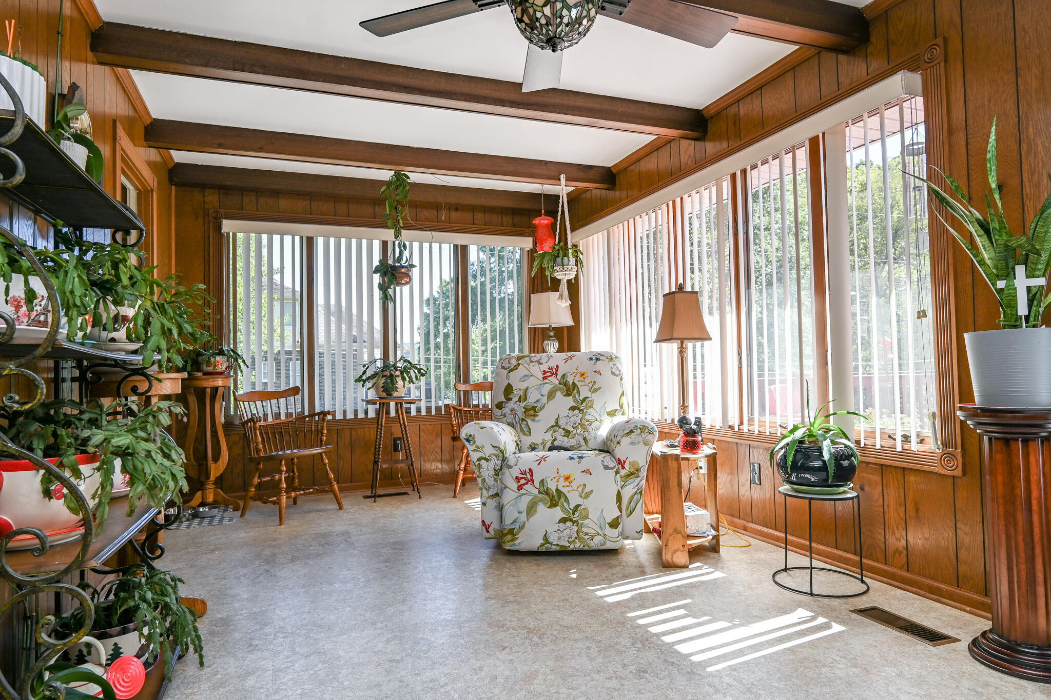 361 King Den Drive Drive