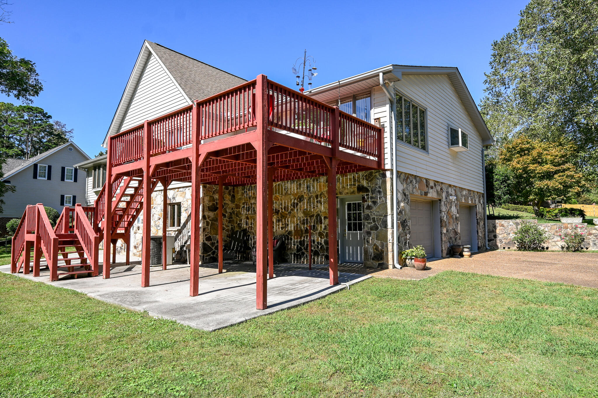 361 King Den Drive Drive