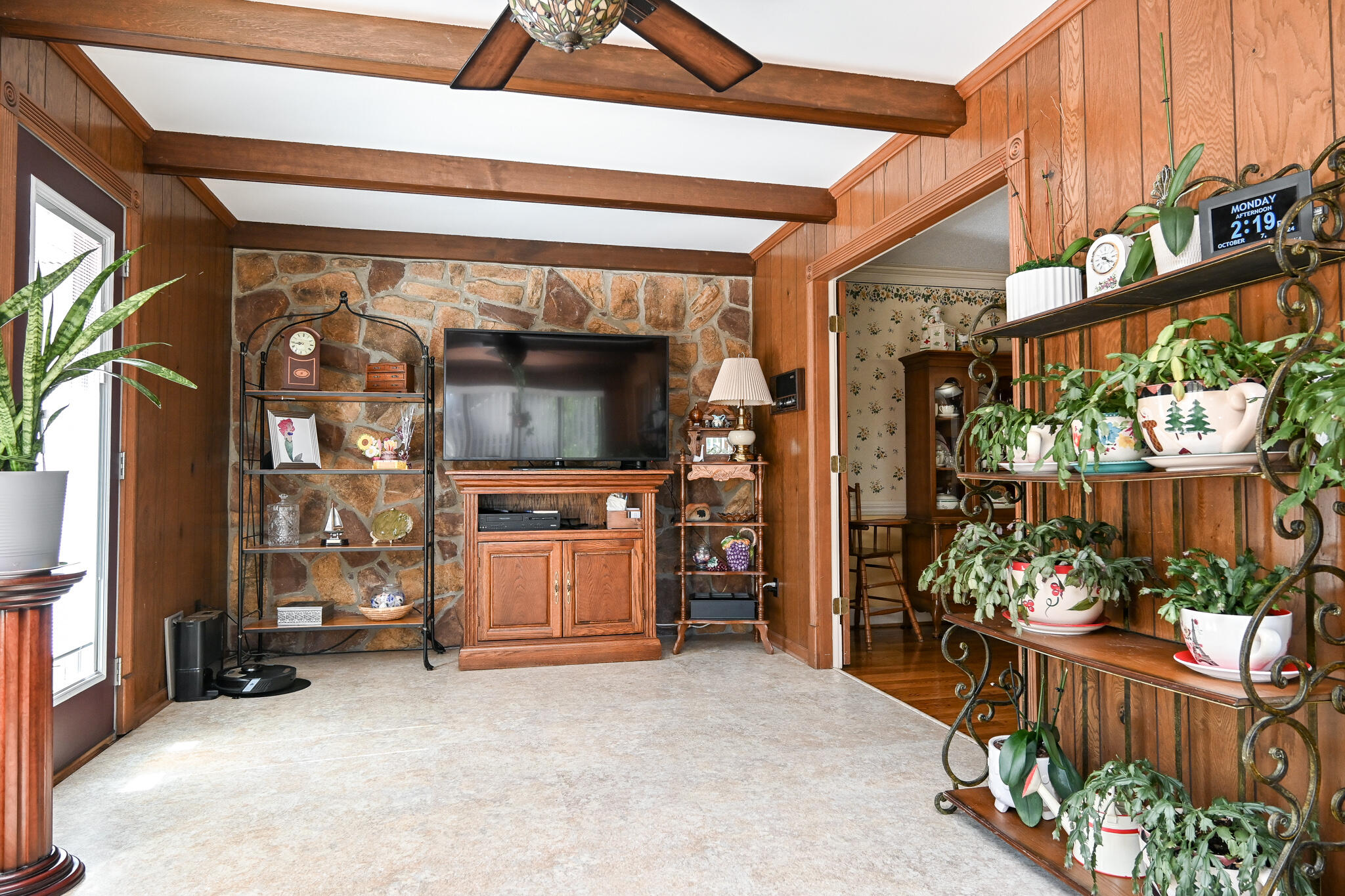 361 King Den Drive Drive