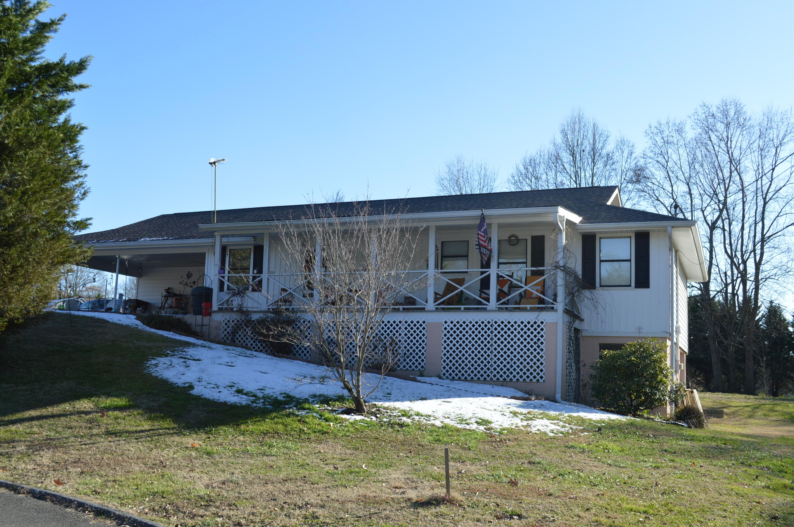 3240 Headrick Lane SE