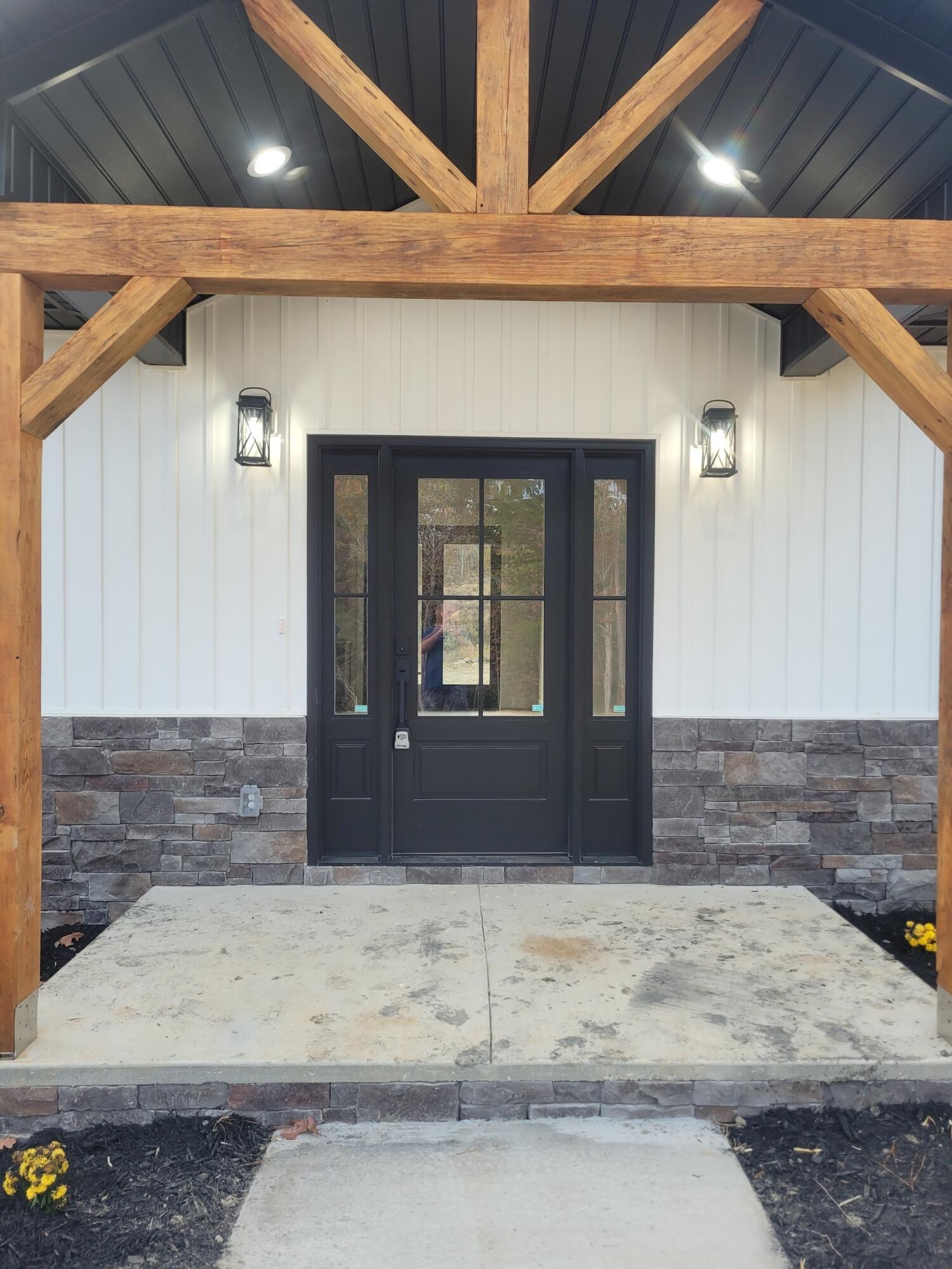 465 Horns Creek Road