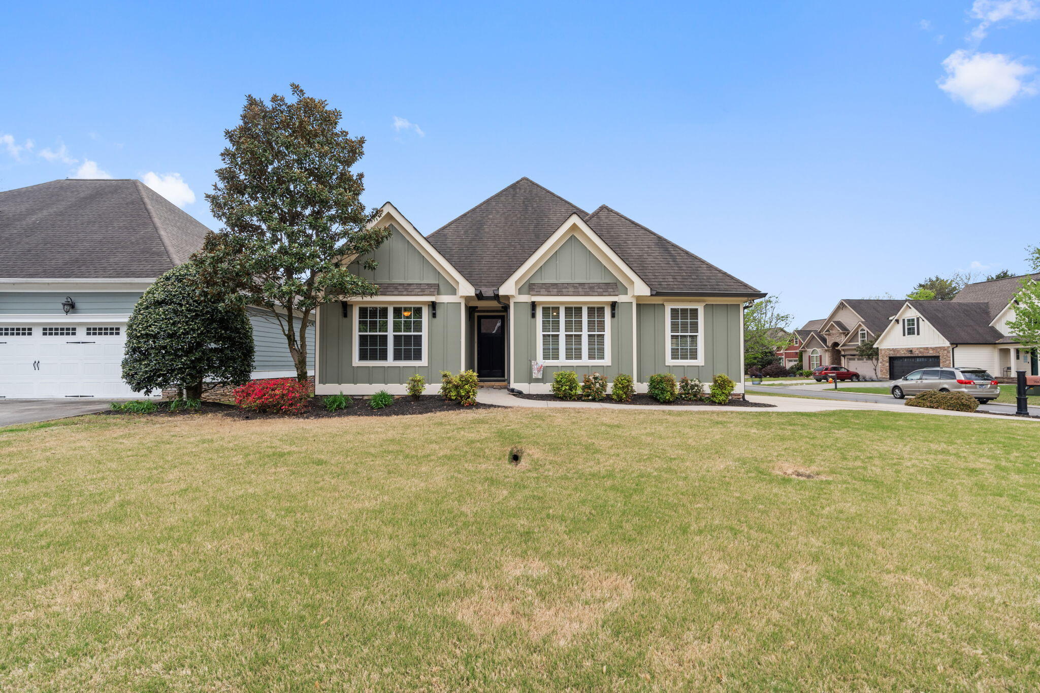 766 Abby Glen Drive NE