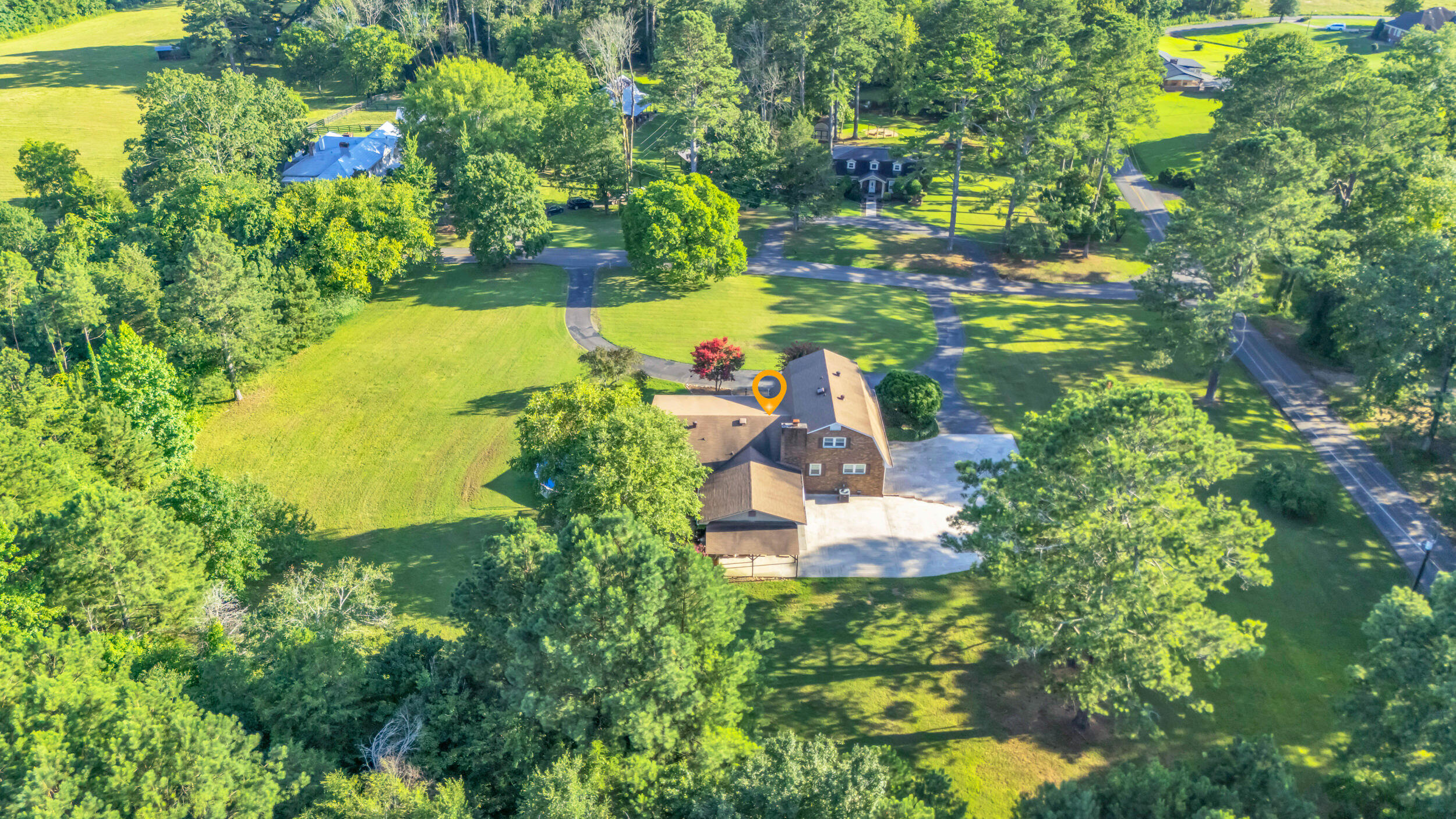 528 Harris Creek Road SW
