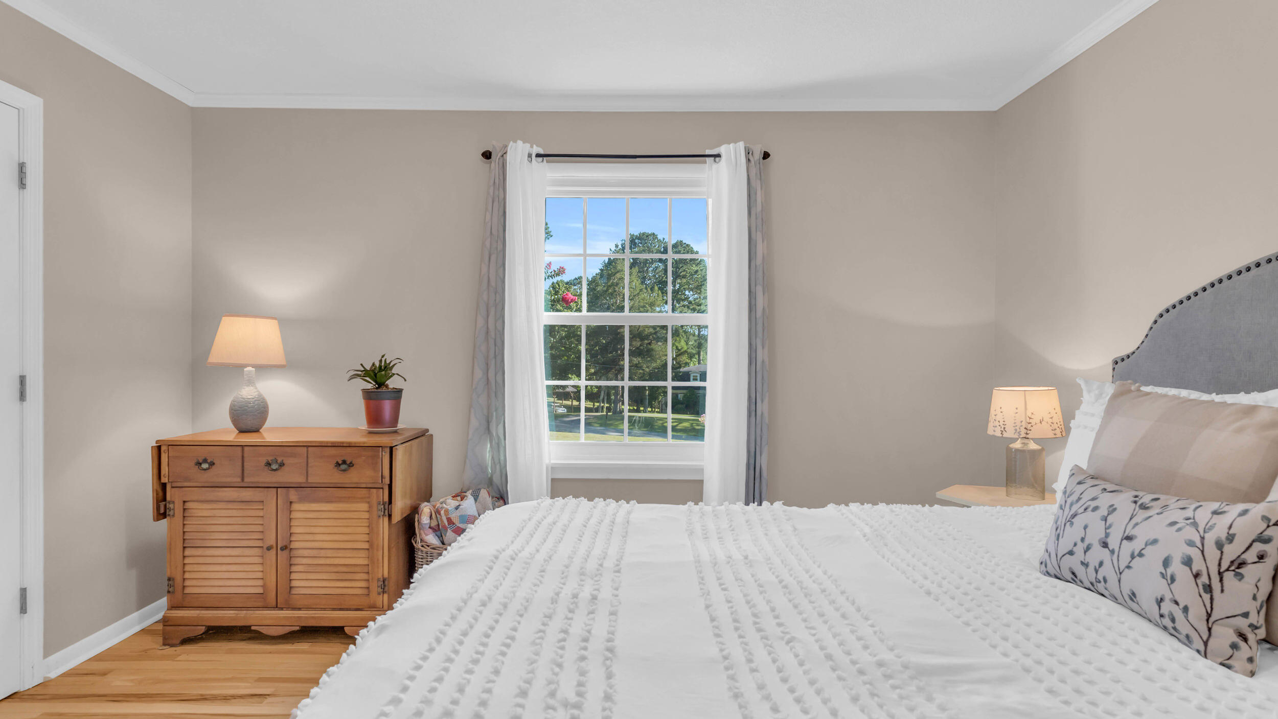 528 Harris Creek Road SW
